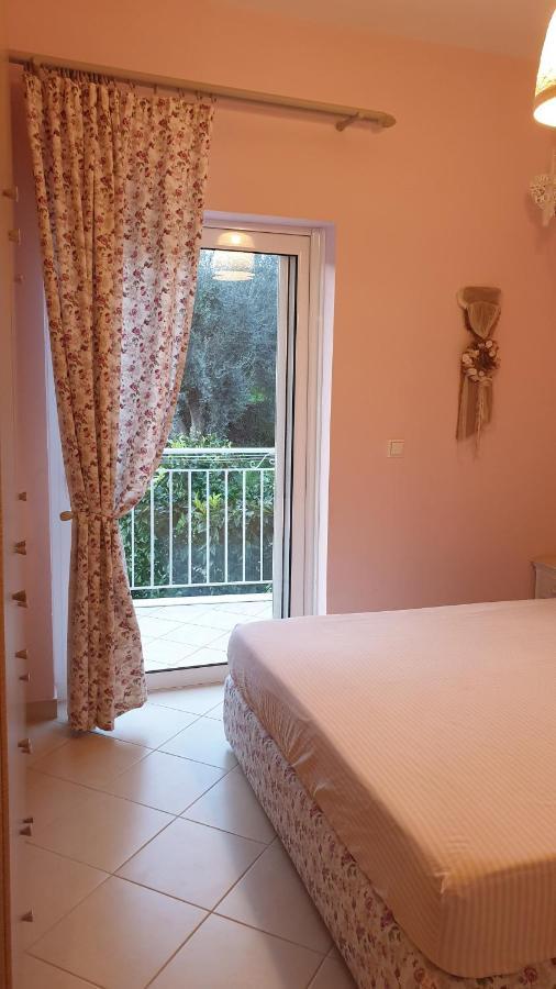 Pogonia Panorama Apartment Paleros エクステリア 写真